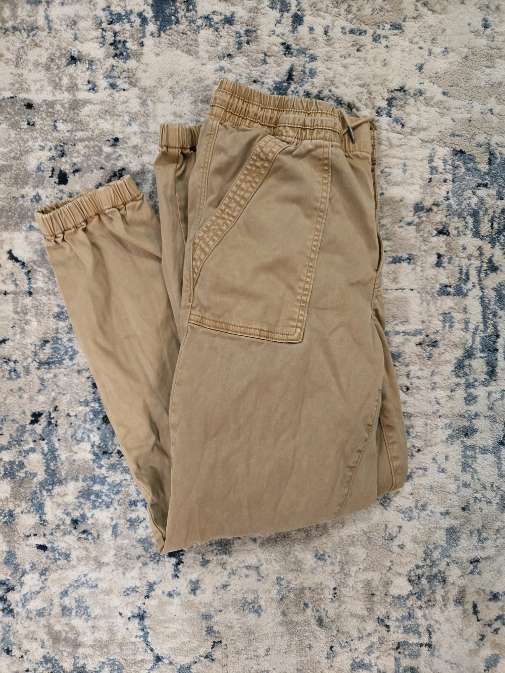 Elastic-Waist Tan Jogger Pants with Side Patch Pockets